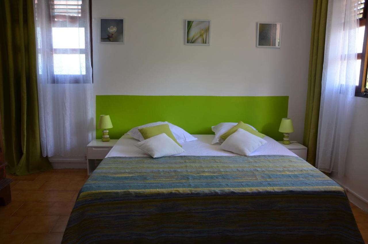 Villa Les Orchidees Et Villa Alpinia เปอตีต์-บูร์ก ภายนอก รูปภาพ