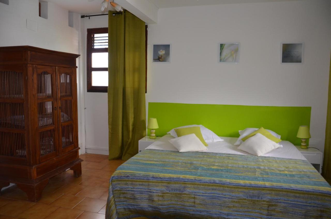 Villa Les Orchidees Et Villa Alpinia เปอตีต์-บูร์ก ภายนอก รูปภาพ