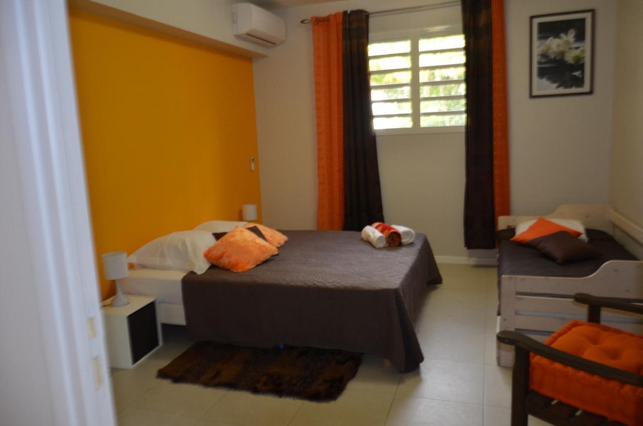 Villa Les Orchidees Et Villa Alpinia เปอตีต์-บูร์ก ภายนอก รูปภาพ